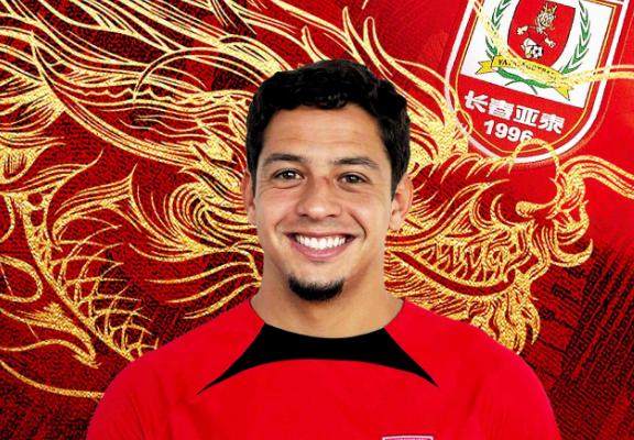 百家乐玩法-吉列尔梅谈回归中超:很顺利适应 满意开局势头